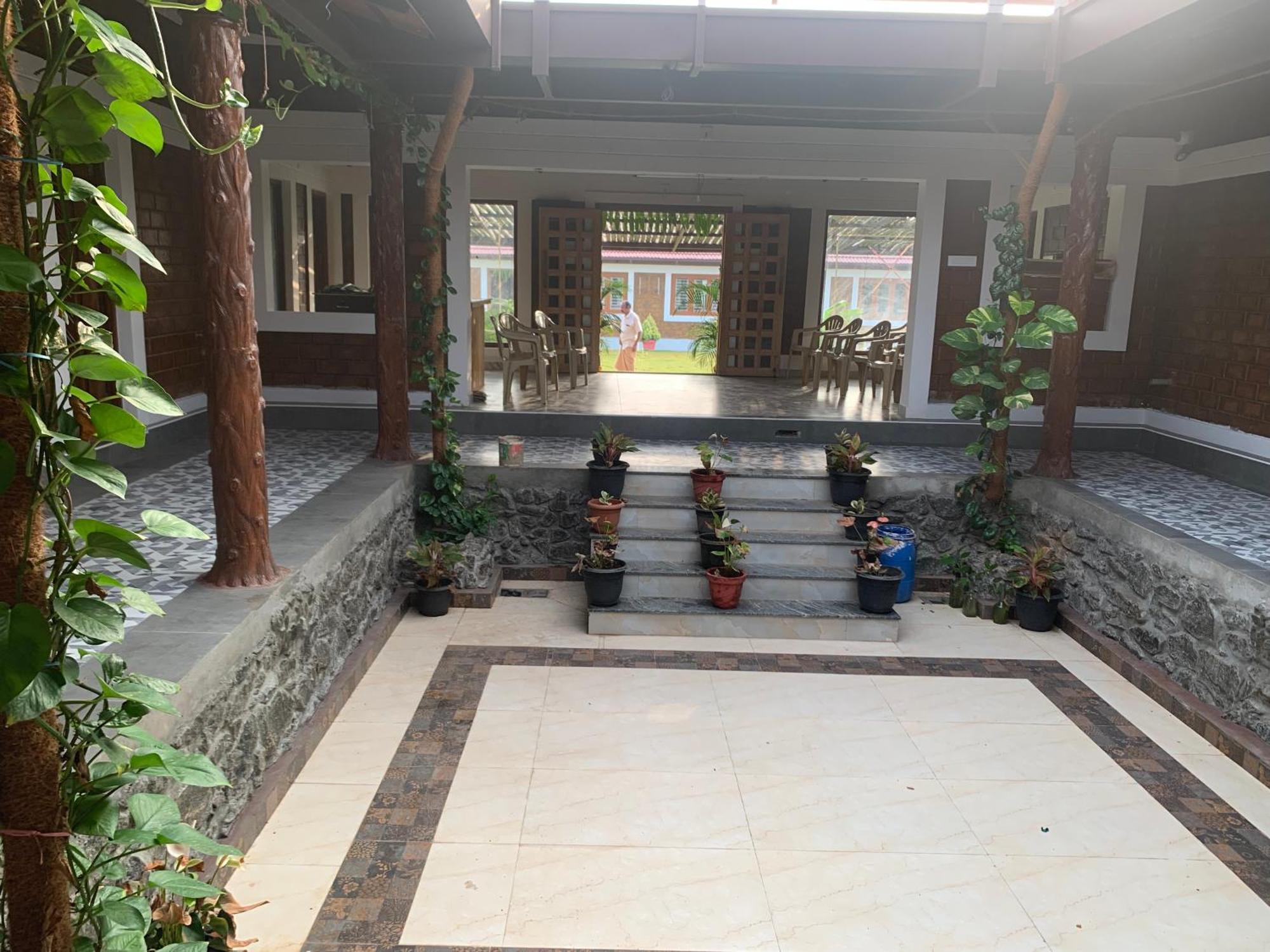Love Green Resorts Palladam Buitenkant foto